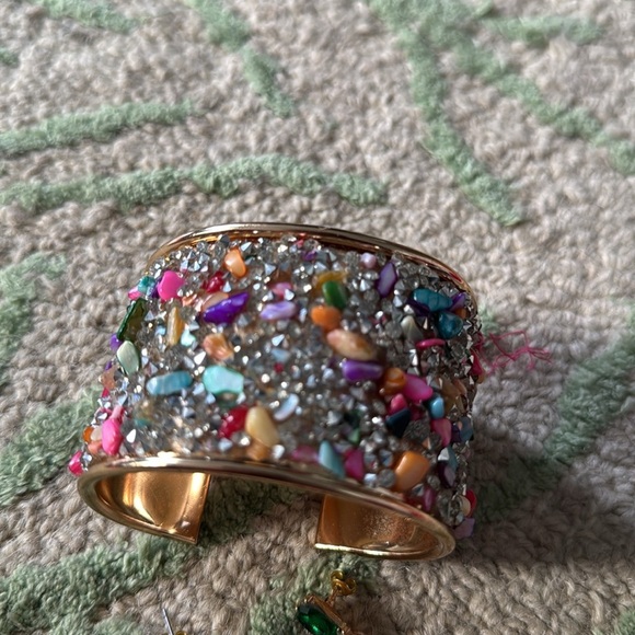 Coiled snake earrings and semi precious stone cuff bracelet set - Picture 4 of 5